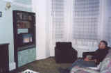 lounge2.jpg (26015 bytes)